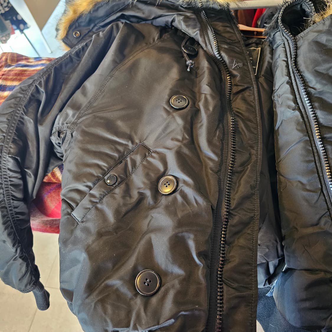 Xs 알파인더스트리 n2b 블랙 새상품급 상품이미지4