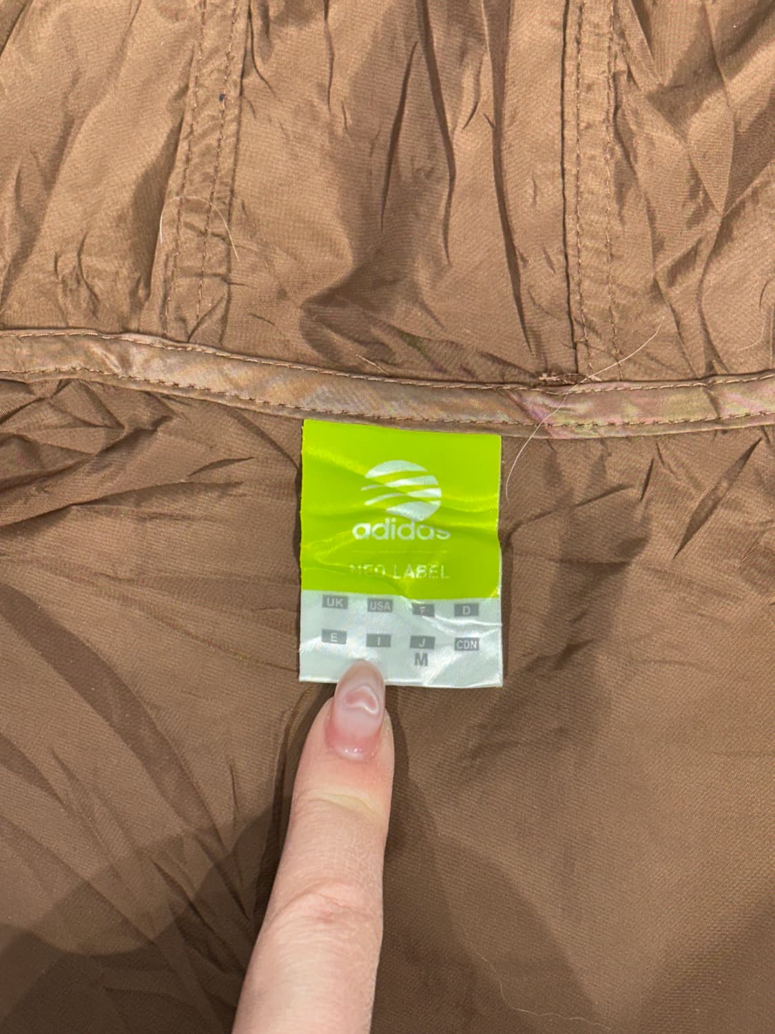 아디다스 브라운 피스타치오 두쫀쿠 배색 후드 바람막이 자켓 M 상품이미지7