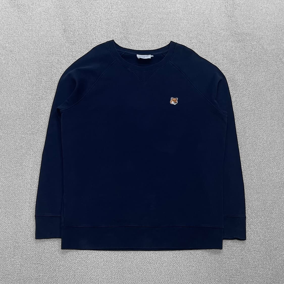 메종키츠네 폭스 헤드 크루넥 맨투맨 네이비 상품이미지1