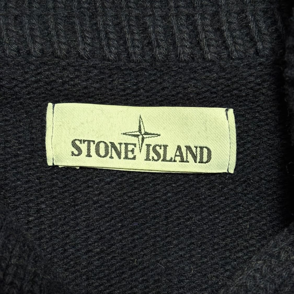 Stone Island 정품 패치와펜 하이넥 니트 가디건 상품이미지3
