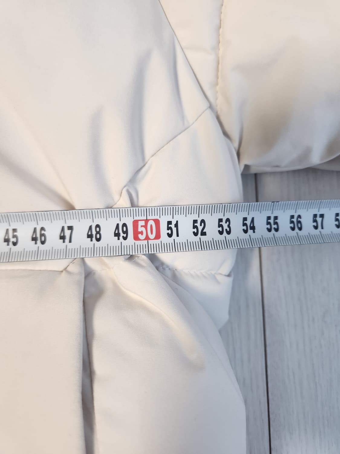 블랙야크 롱패딩 사이즈100(L)

세탁소나 집에서 손세탁하고 햇볕에 말 상품이미지10