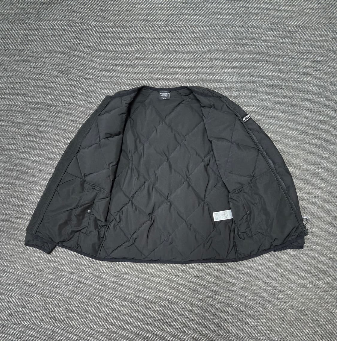 디스커버리 공용 디하스 U넥 구스경량다운 DWDJ7N016 상품이미지4