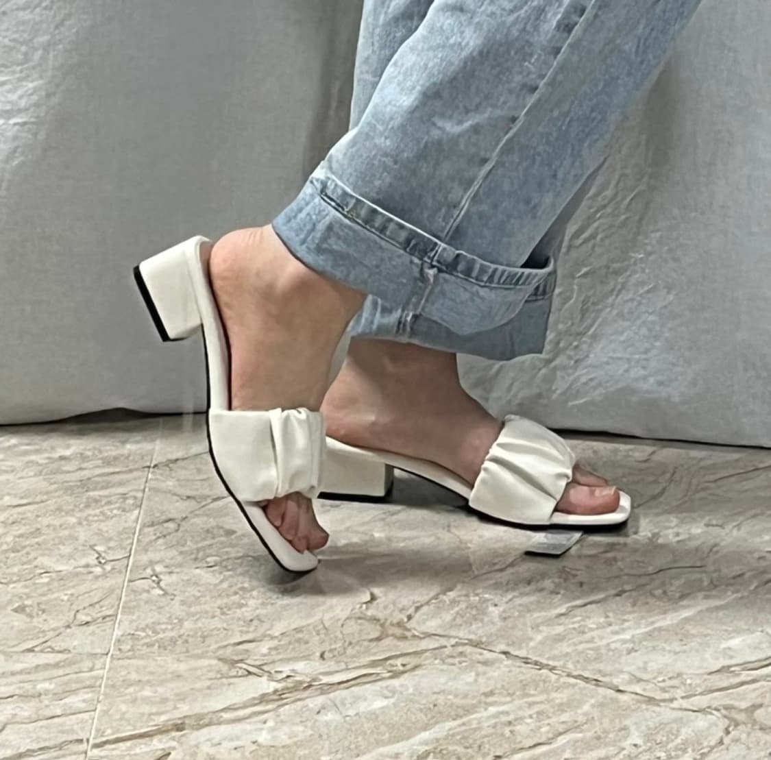 슈펜 셔링 샌들 아이보리 230 굽4cm 품절상품 상품이미지4