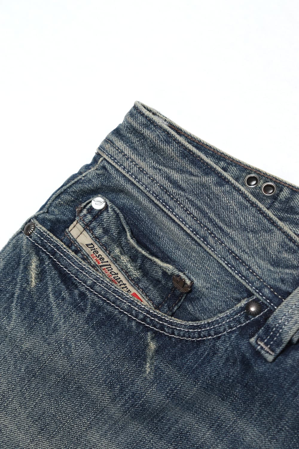 DIESEL 디젤 X 아디다스 콜라보 데님 팬츠 size 31 상품이미지4