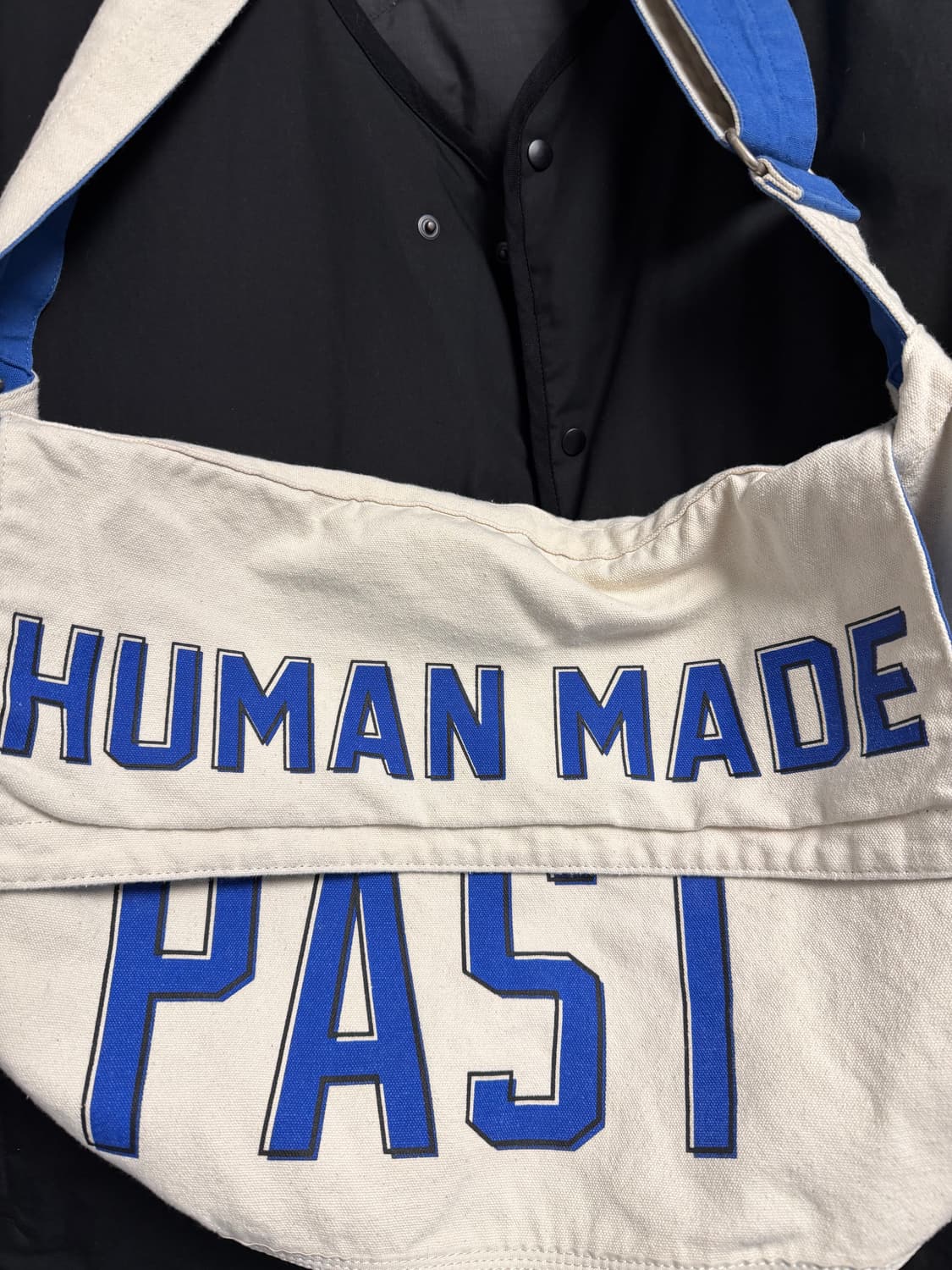 휴먼메이드 메일 백 라지 블루 상품이미지4