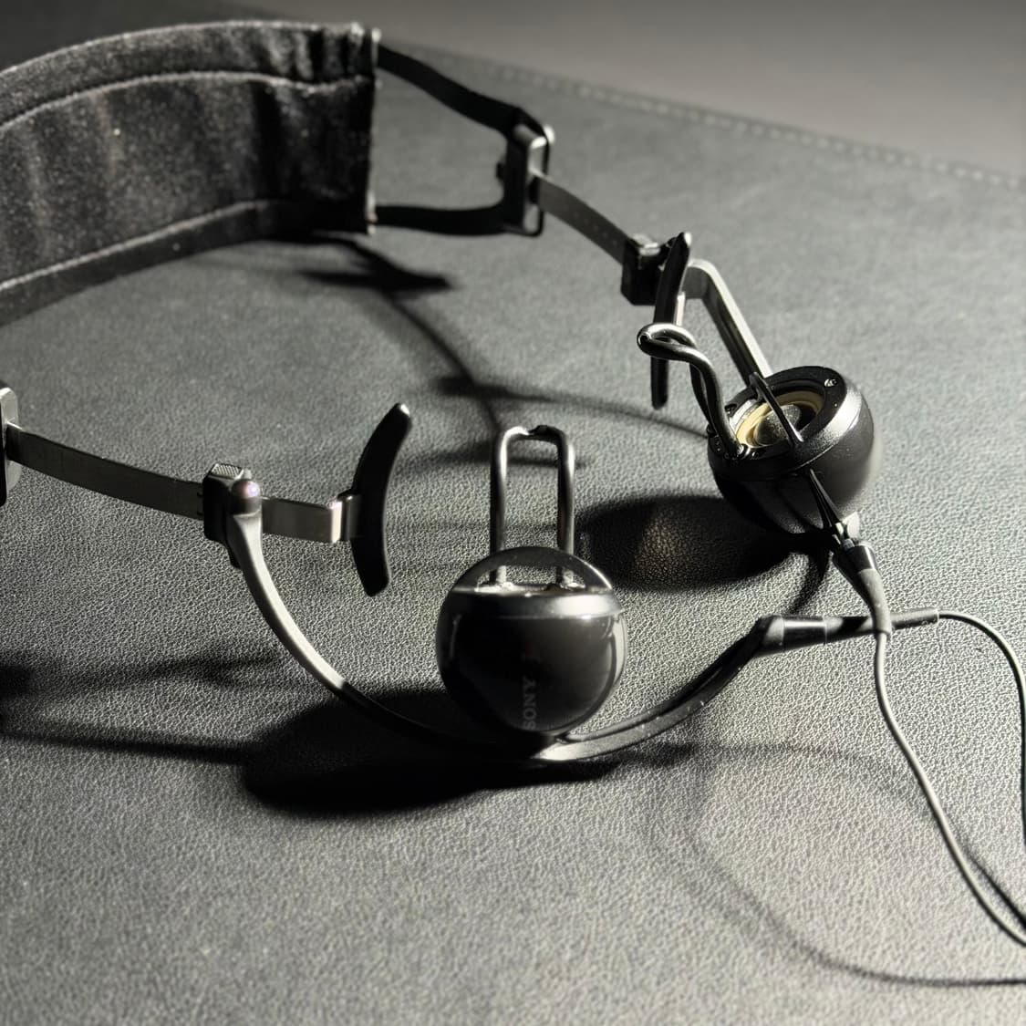 소니 PFR-V1 이어스피커 헤드폰 상품이미지2