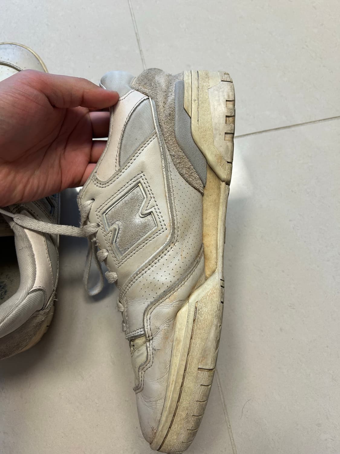 에메 레온 도르 뉴발란스 550 판매 상품이미지3