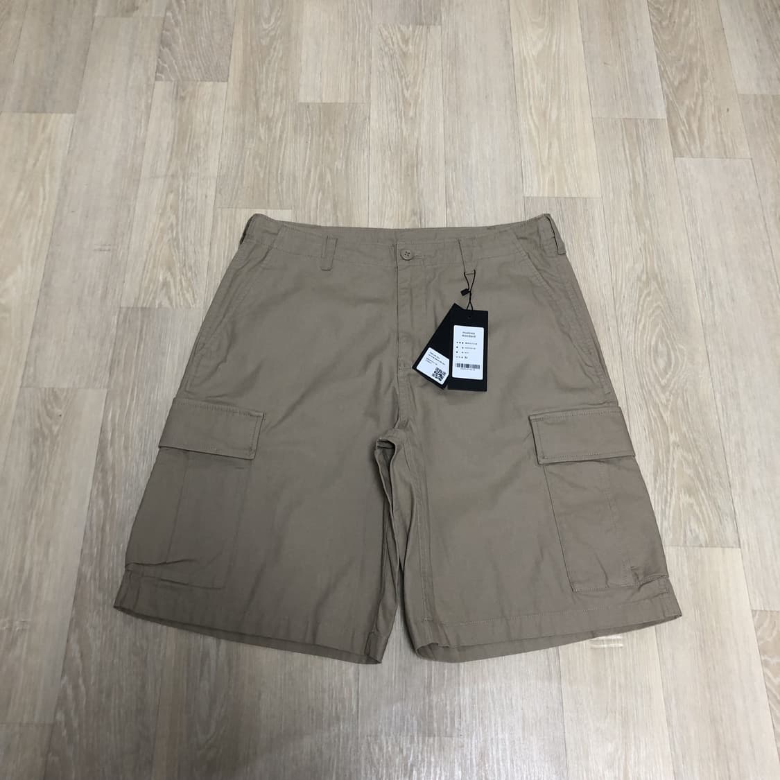 (32) 새상품 무탠다드 MUSINSA 코튼 와이드 카고 쇼츠 베이지 상품이미지1