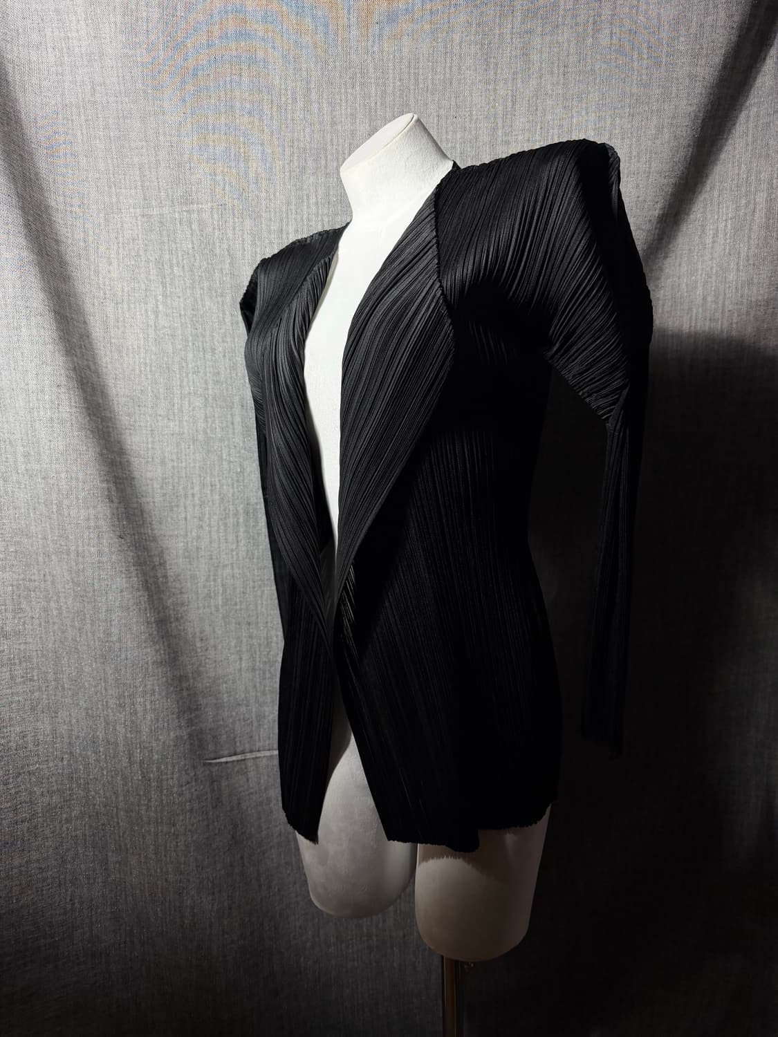 이세이미야케 플리츠플리즈 가디건 상품이미지2