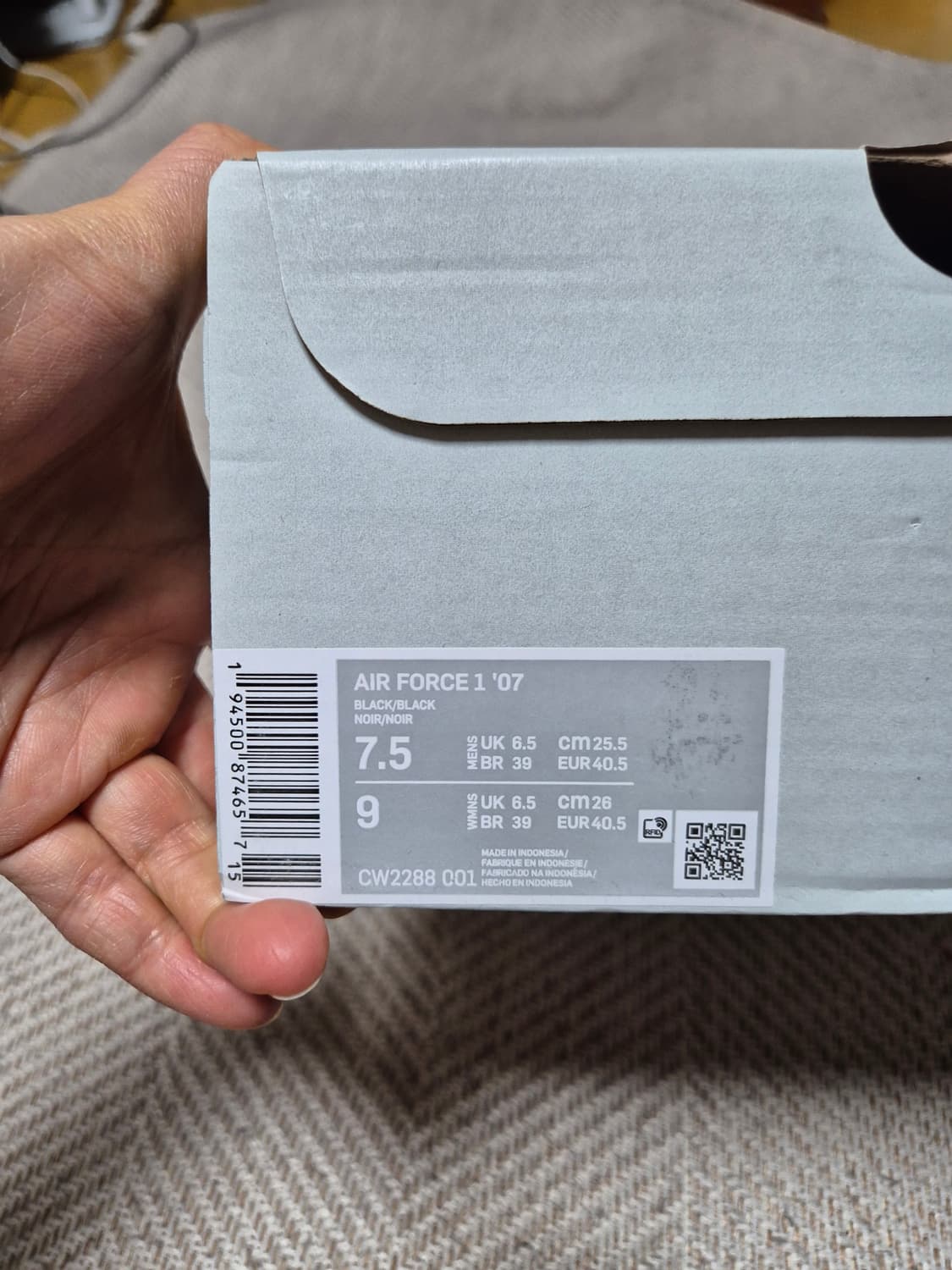 나이키 에어포스1 '07 올블랙 255mm 상품이미지8