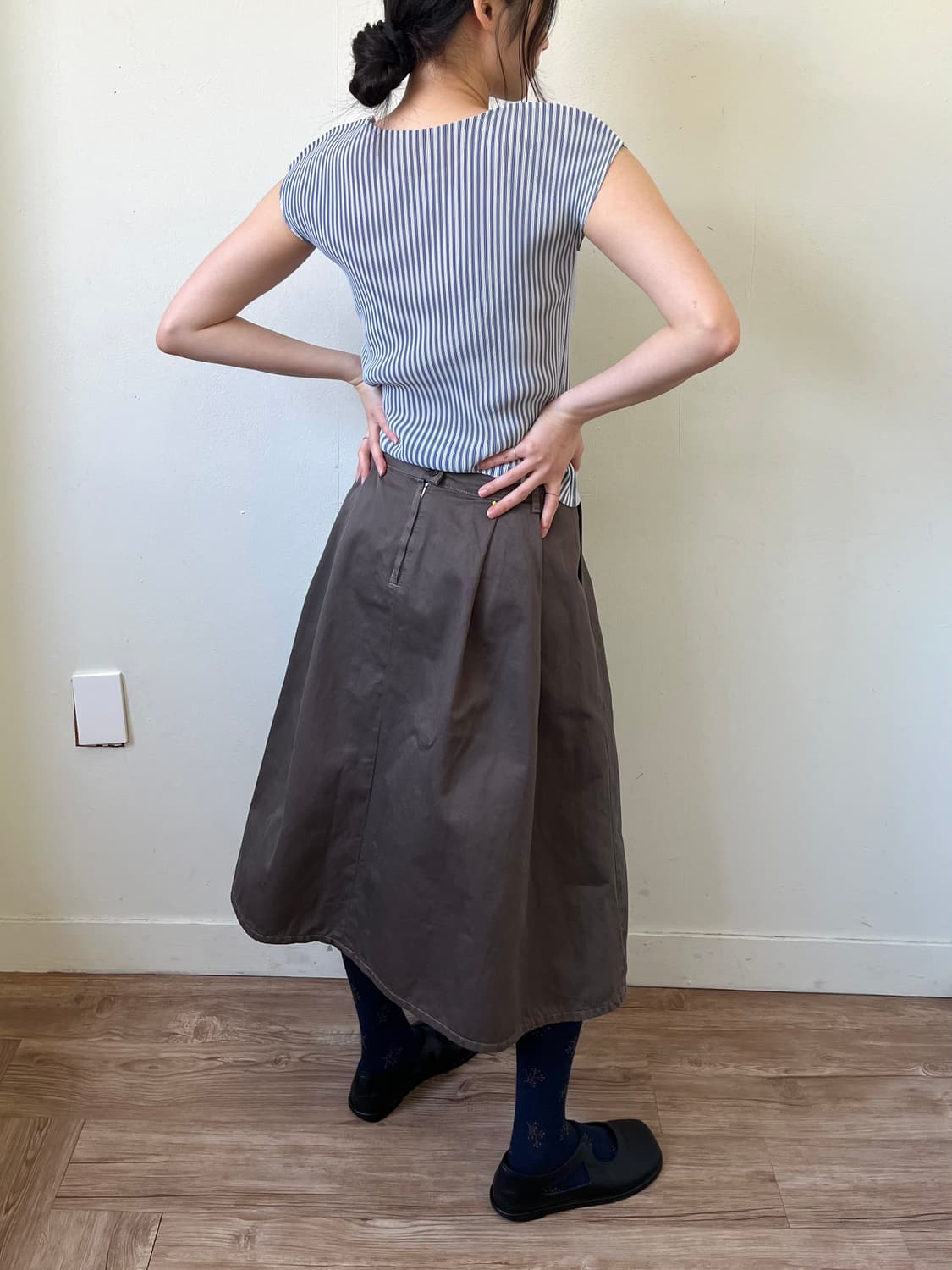 SOMETHING 핀턱 스커트 상품이미지4