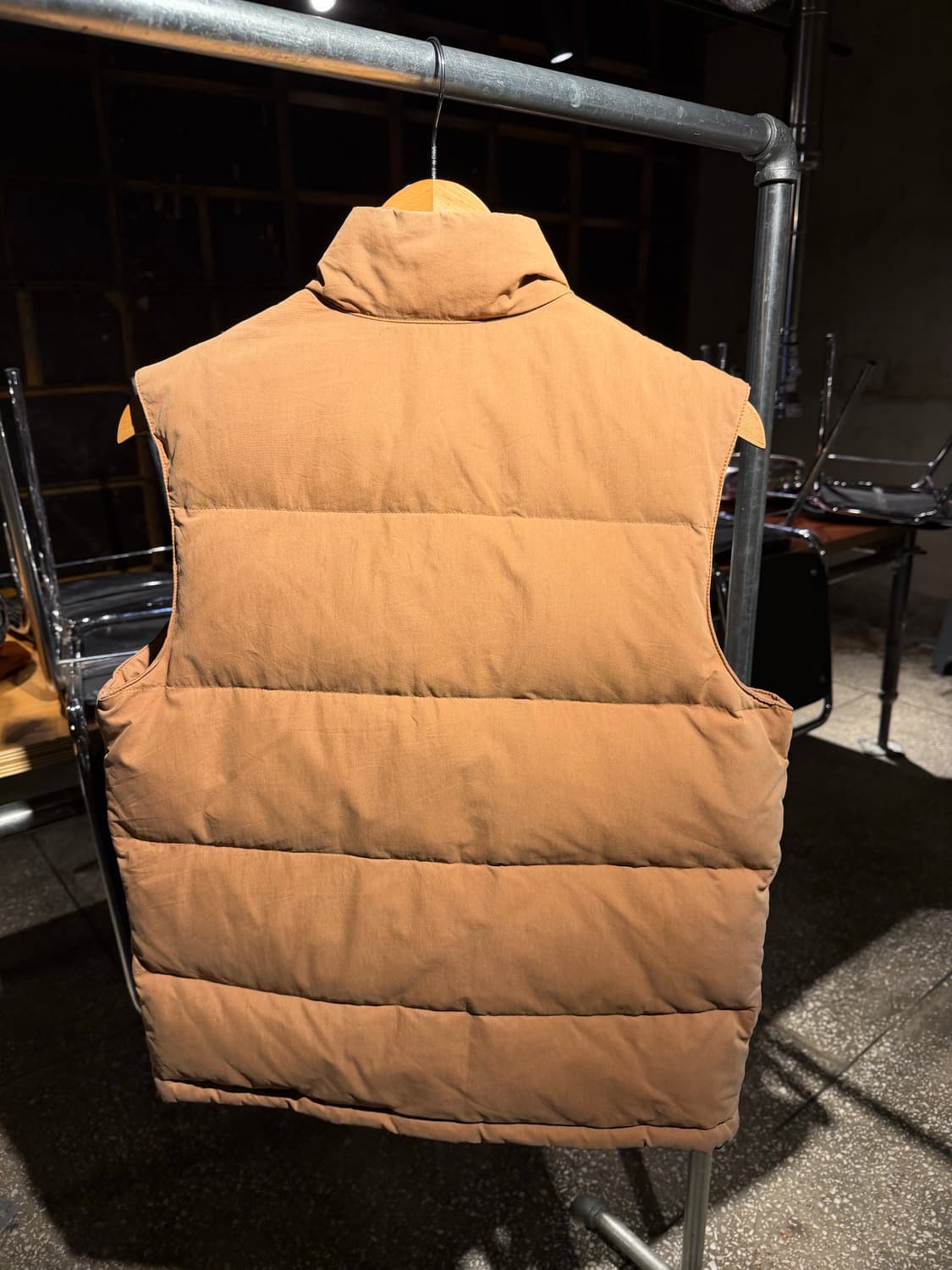 A.P.C 칼하트 다운 베스트 상품이미지2