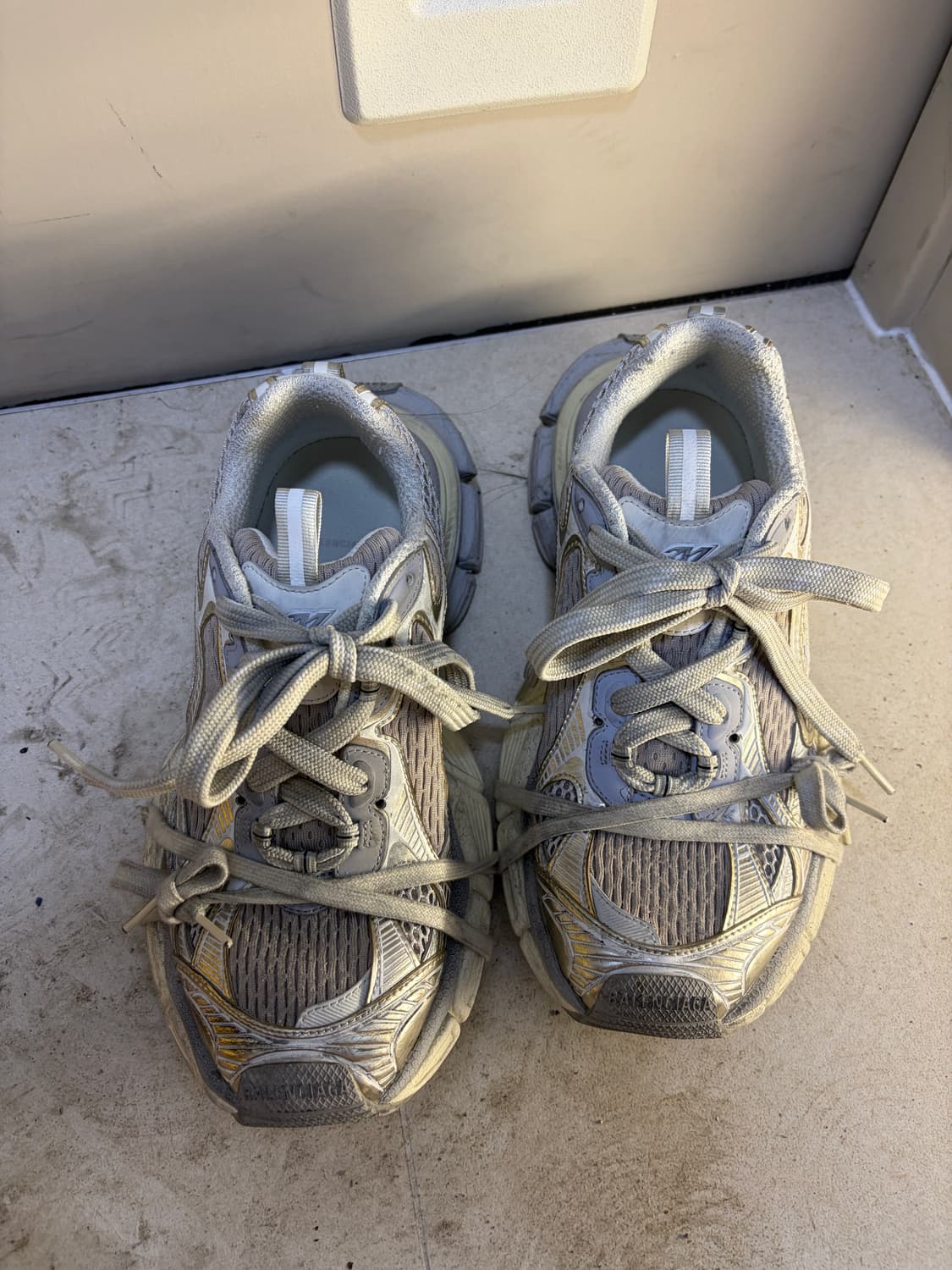 발렌시아가 3xl 에그쉘  상품이미지1