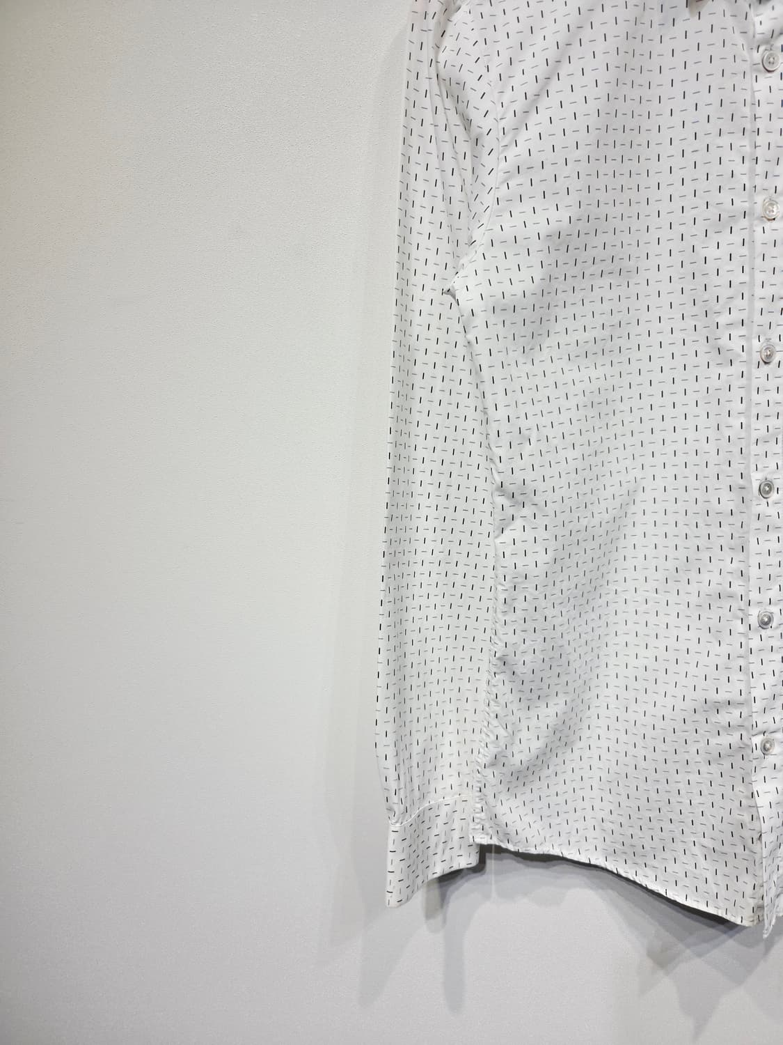 SIEG 지이크 대시 패턴 화이트 긴팔 셔츠 상품이미지4