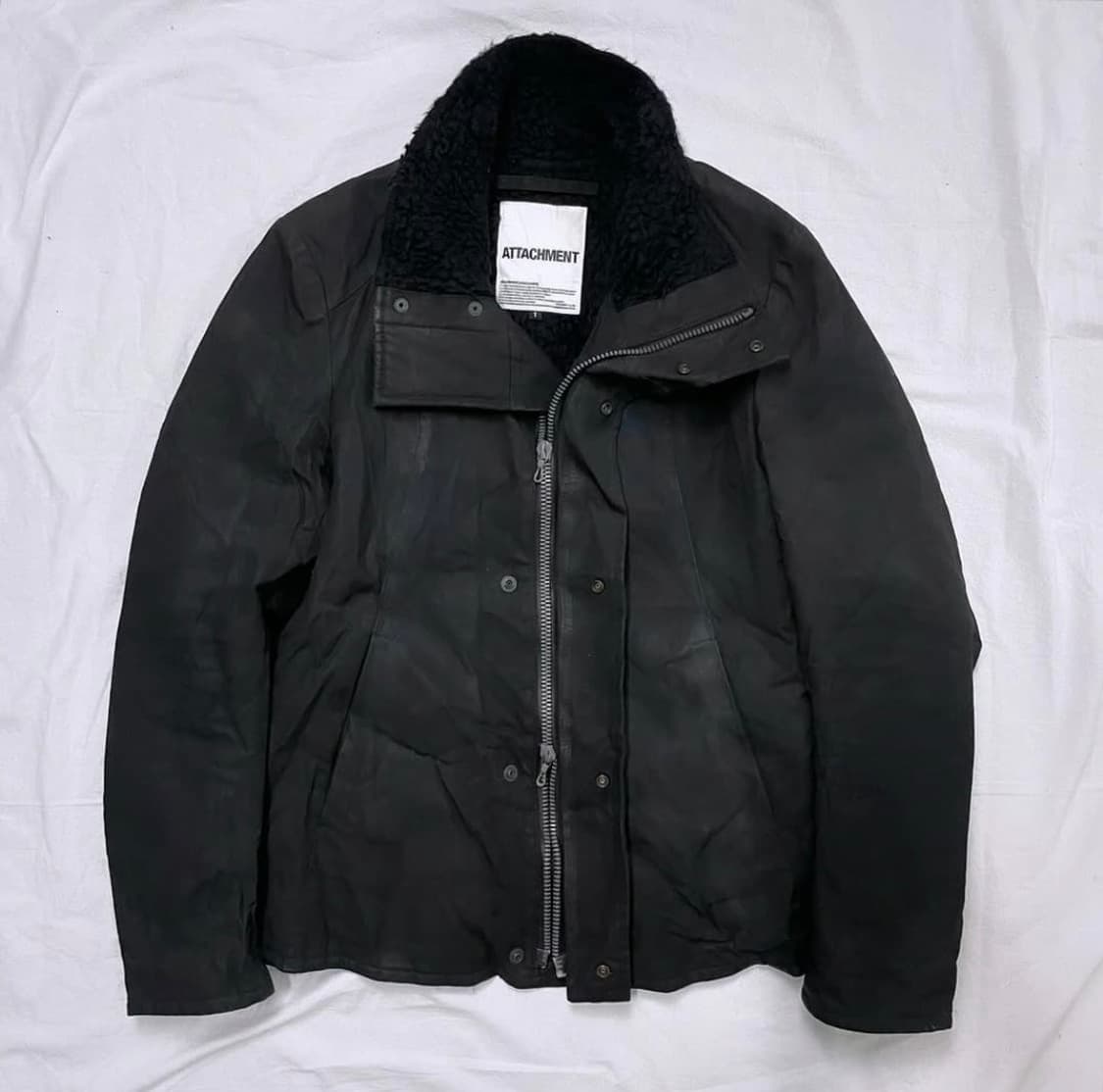 Attachment blurred black heavy work 상품이미지10