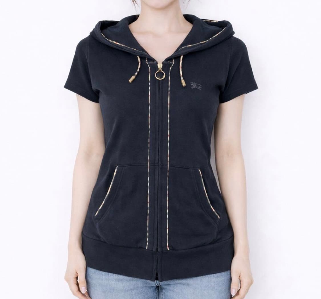 버버리 블루라벨 퍼프 노바체크 반팔 후드집업 상품이미지1