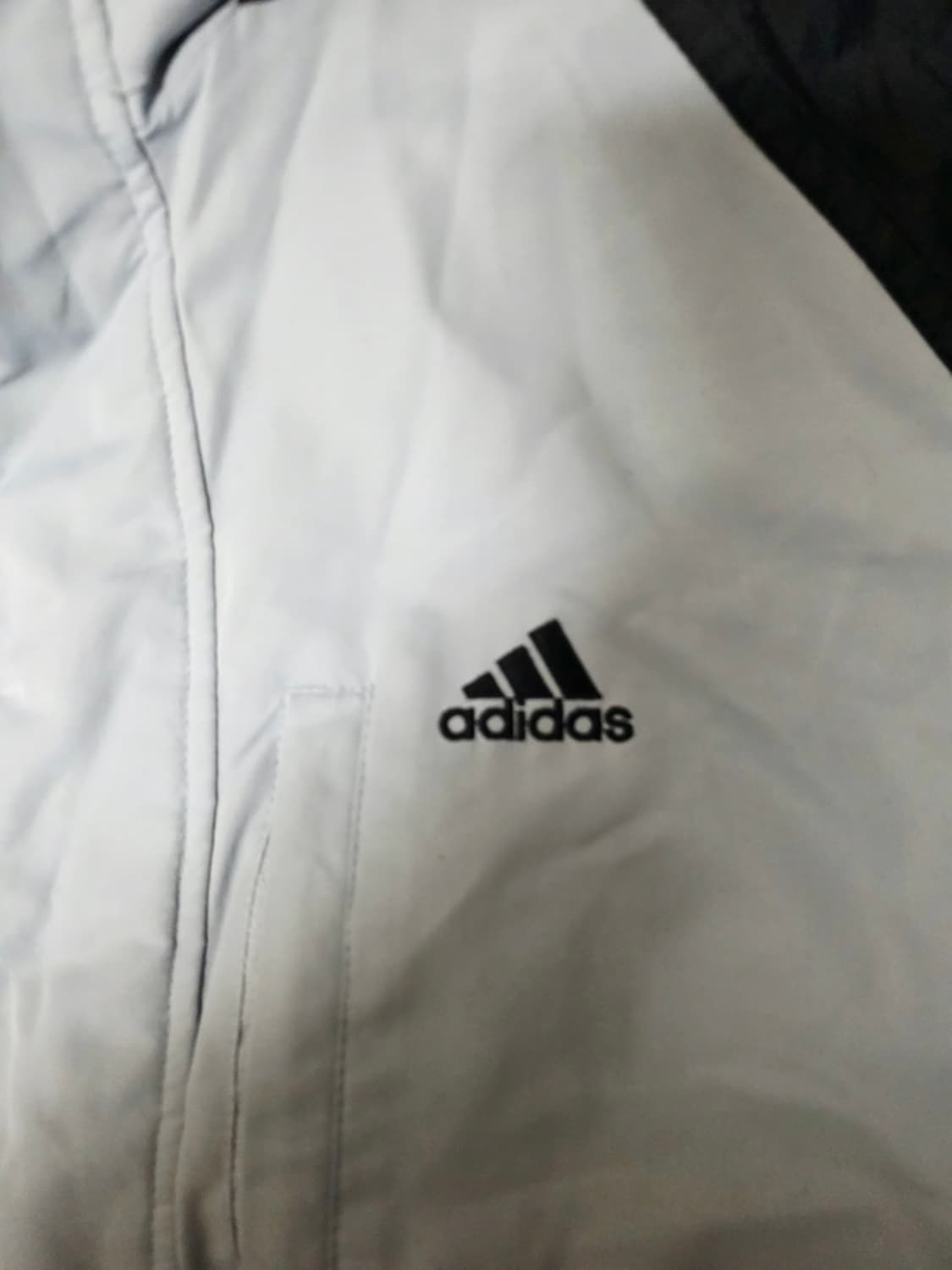 [아디다스] 그레이 블랙 배색 후드 퀼팅 패딩 점퍼 XXL(110) 상품이미지3