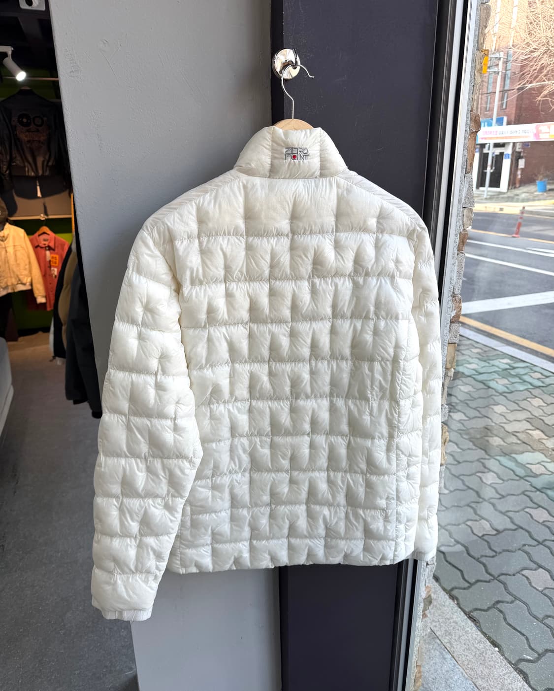 L/ 몽벨 13FW 플라즈마 EX1000 경량 패딩 크림 상품이미지8