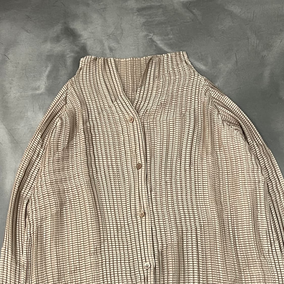  이세이미야케 플리츠 가디건 y15986 상품이미지3