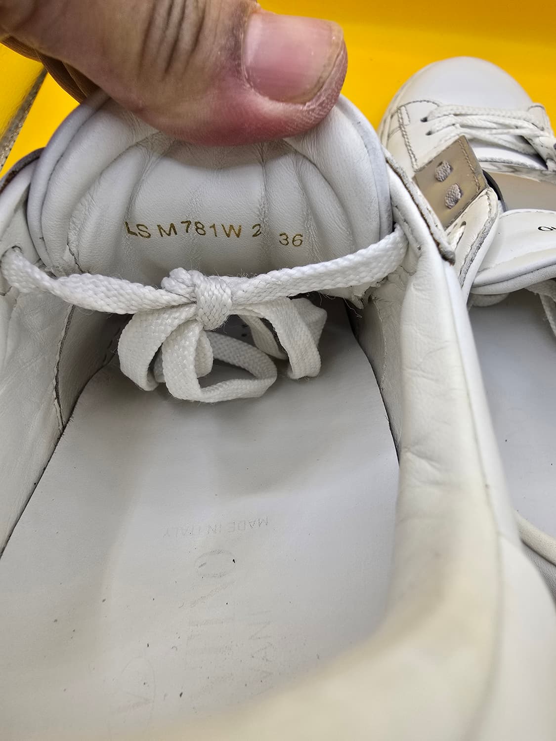 정품발렌티노 가라바니 스니커즈 (화이트/그레이)235 상품이미지4