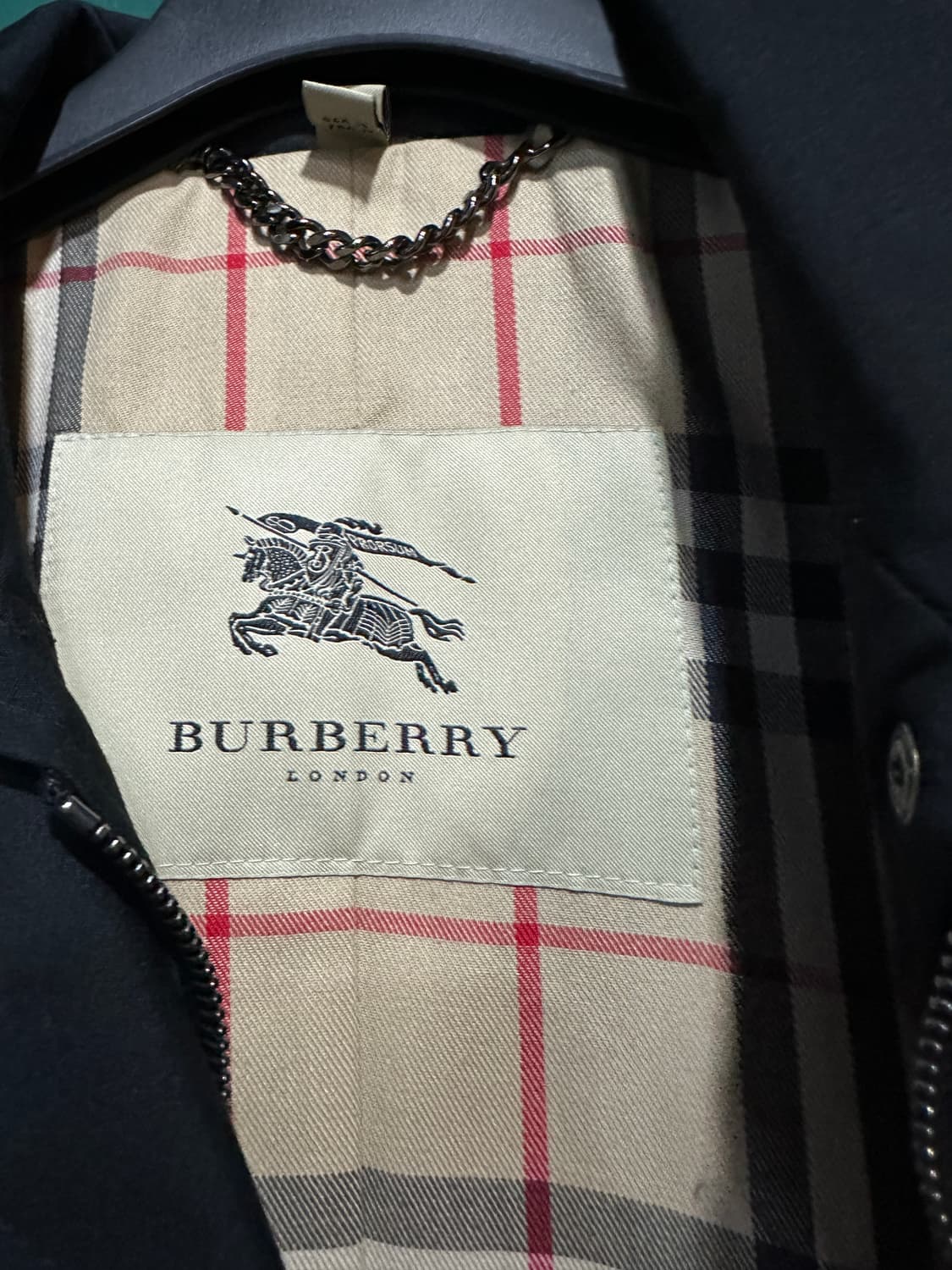 버버리 노바체크 트렌치코트 블랙55 상품이미지8