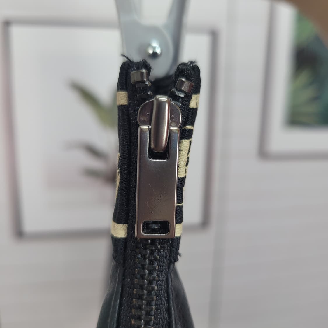 에고이스트 밴딩 에코레더 미니 스커트 55사이즈 새옷 컨디션 상품이미지5