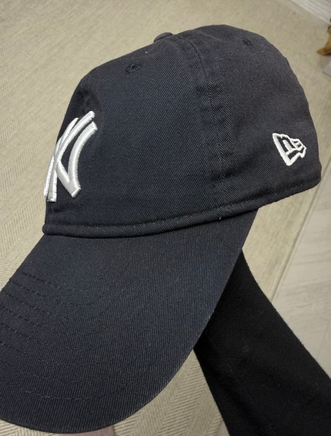 마지막가격)모마 볼캡 뉴에라 모자 뉴에라 x 모마 뉴욕 양키즈 캡 블랙 상품이미지8