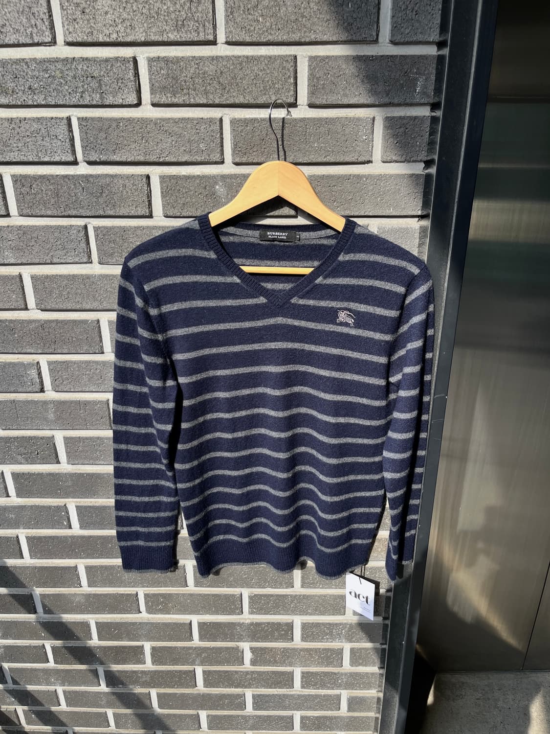 Burberry 버버리 로고 스트라이프 니트 상품이미지1