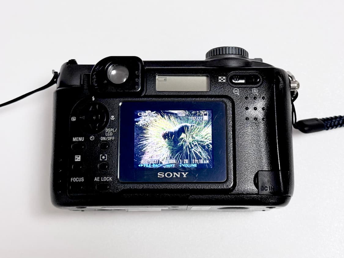 소니 사이버샷 S85 빈티지 디지털카메라 상품이미지2