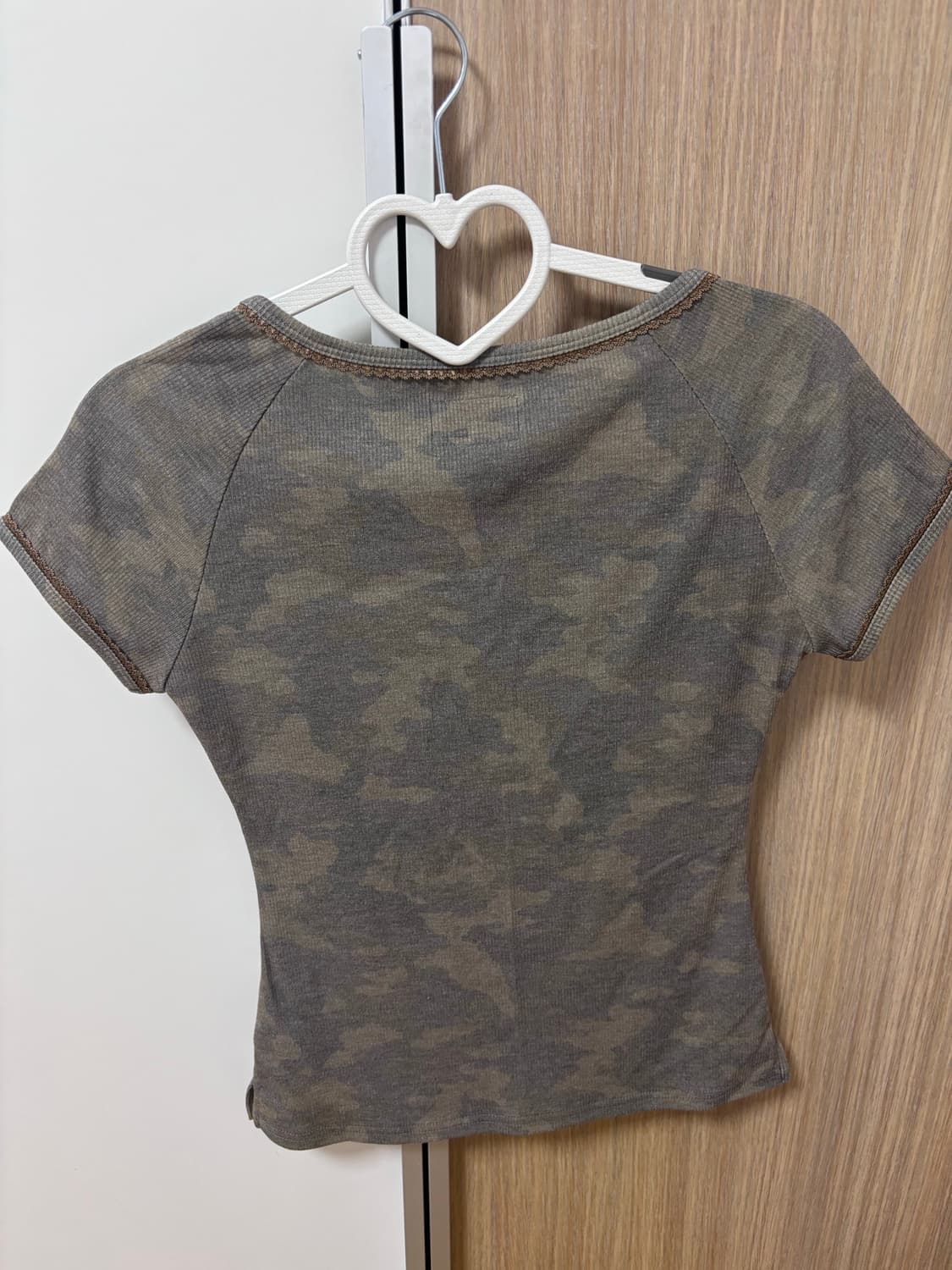 Heavenly Button Down Camo Tee Forest 상품이미지4