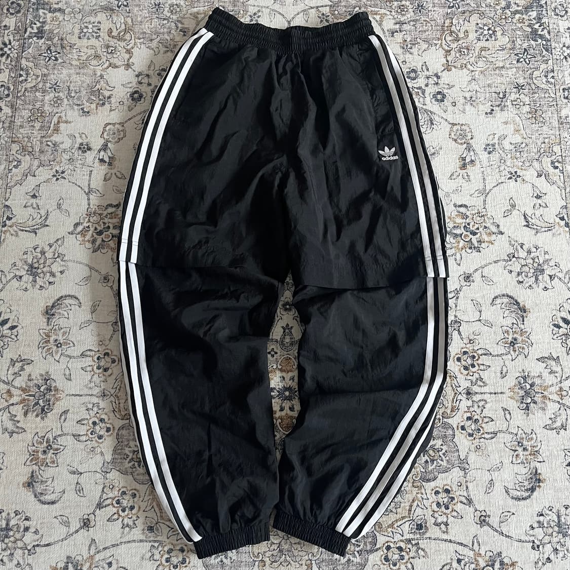 아디다스 신형 유로파 우븐 트랙팬츠 상품이미지1
