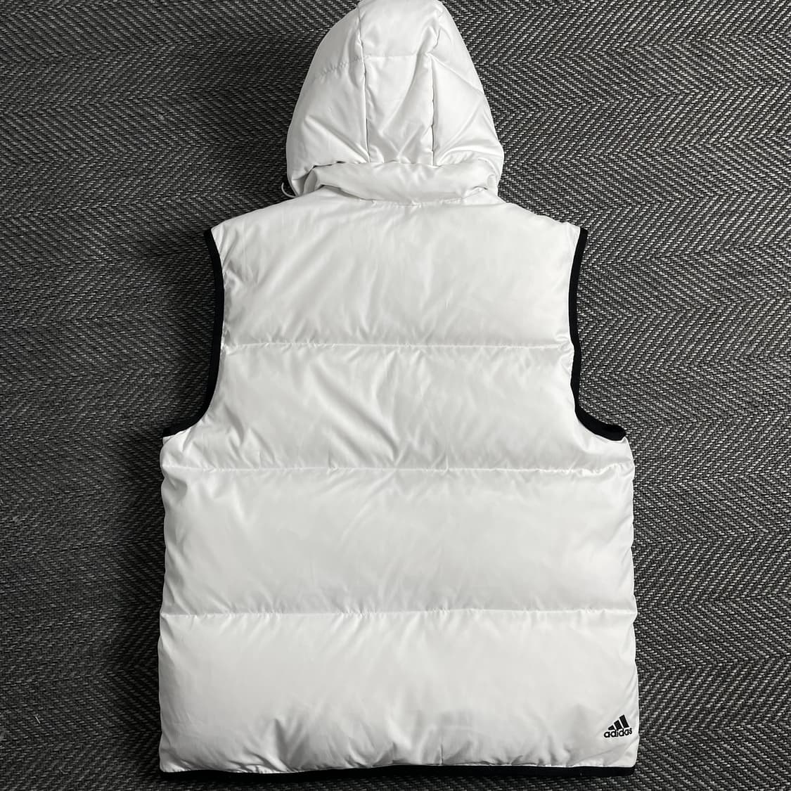 00s 아디다스 올드스쿨 다운 푸퍼 베스트o 3756 상품이미지3