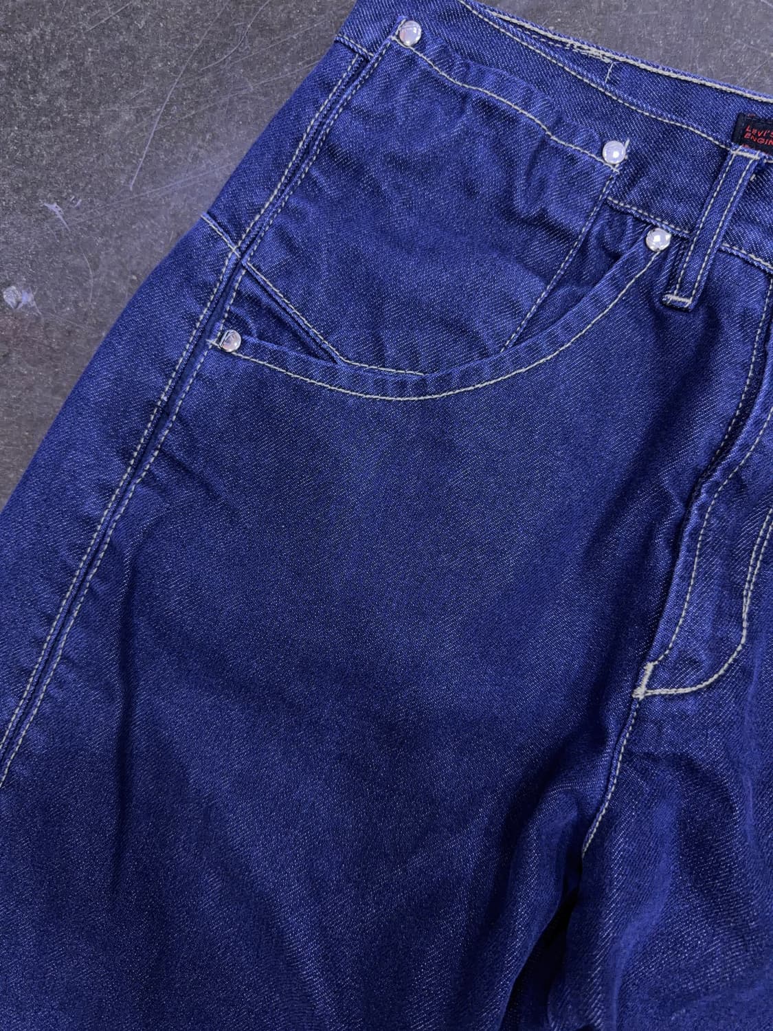 리바이스 엔지니어드진 사이드 절개 라인 딥인디고 30 상품이미지5