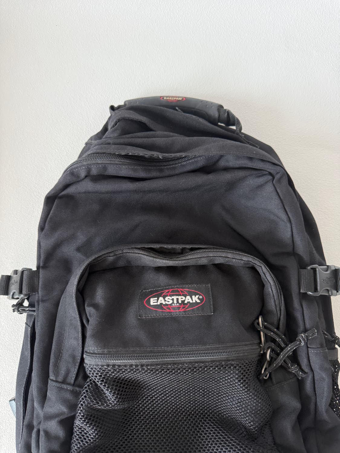 이스트팩(EASTPAK) 백팩(안감 코팅 사용감) 상품이미지2