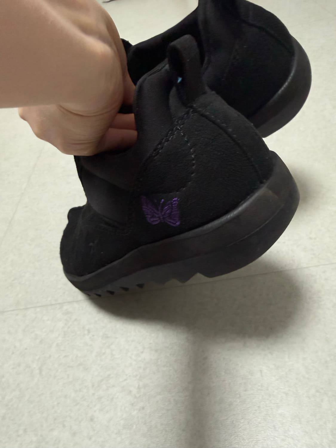 리복 x 니들스 비트닉 목 코어블랙 상품이미지4