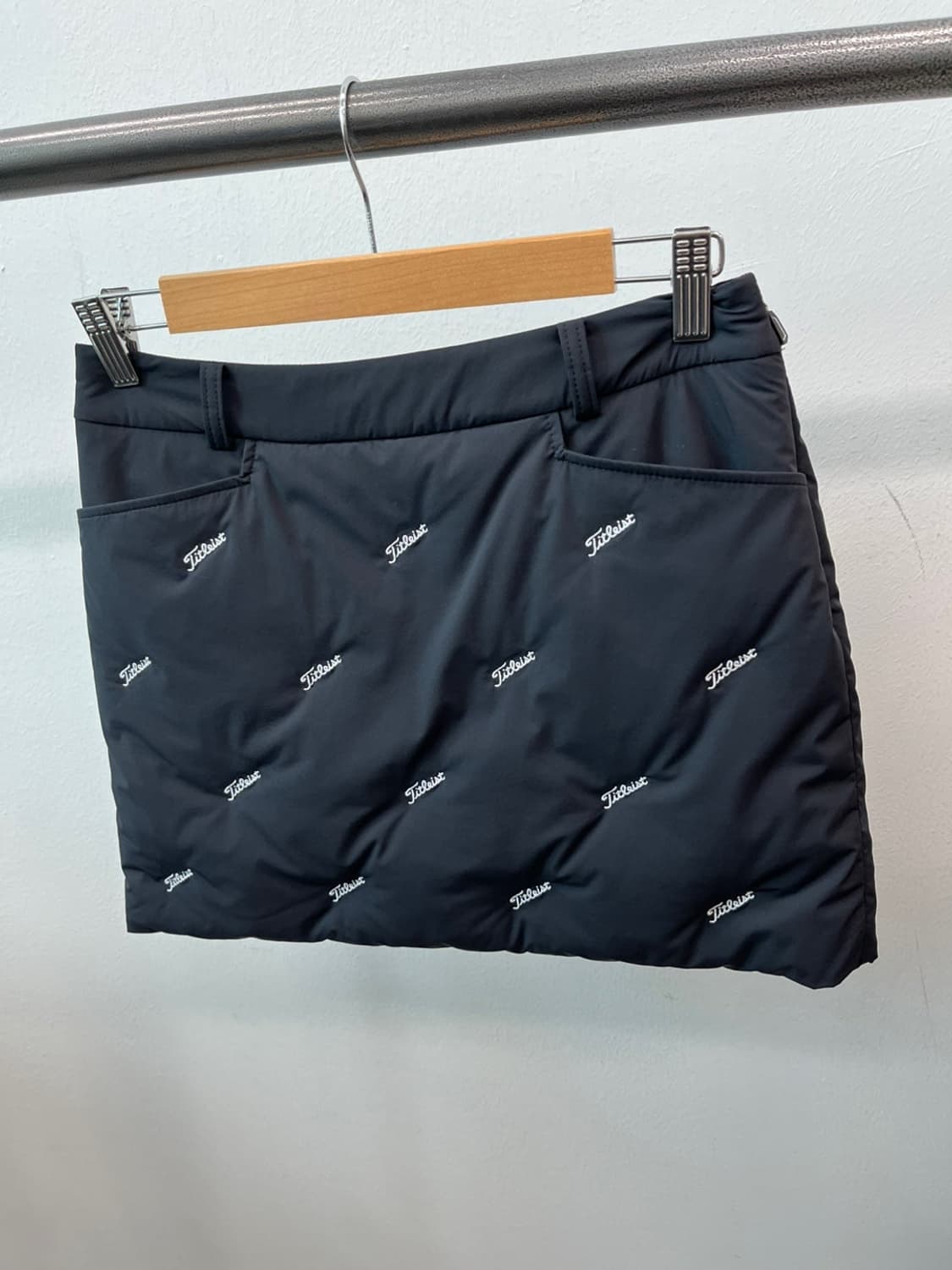 여) 타이틀리스트 로고패턴 구스 스커트  상품이미지1