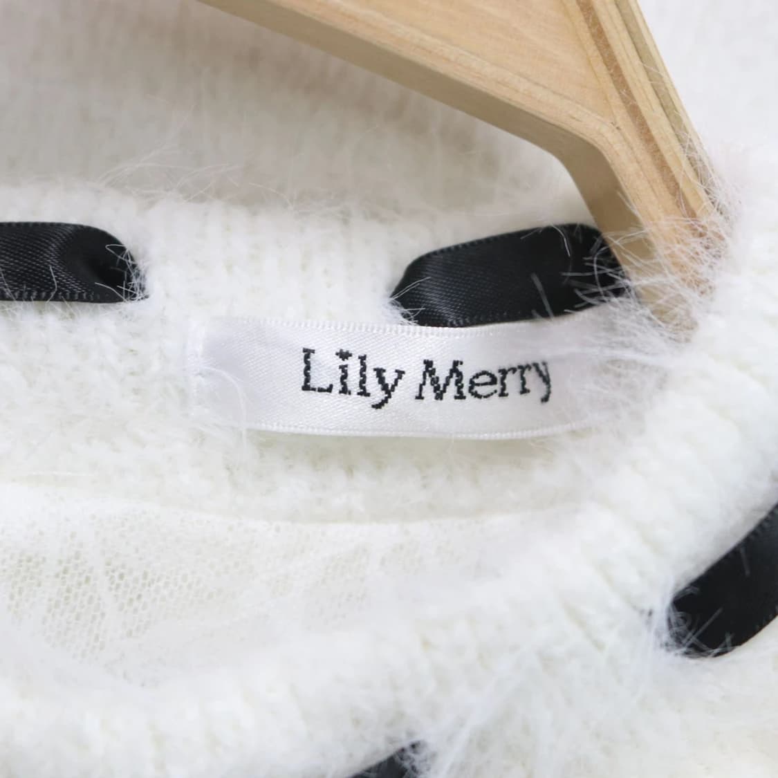 LILY MERRY 퍼 오프숄더 니트 59972 상품이미지8