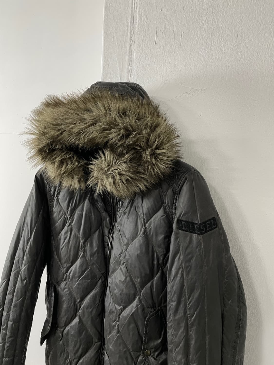 디젤 후드 퍼 퀼팅 다운 자켓 상품이미지8