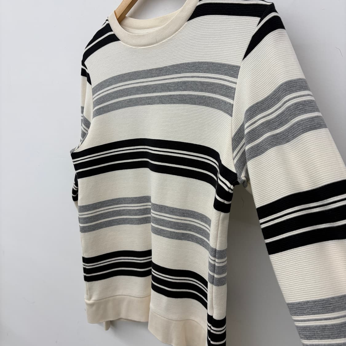 빔즈 스트라이프 긴팔 니트 남s 상품이미지3