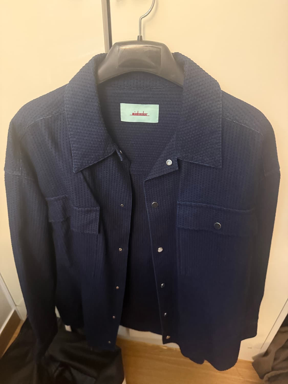 마인드시커 마네 사시코 그래픽 셔츠 상품이미지2