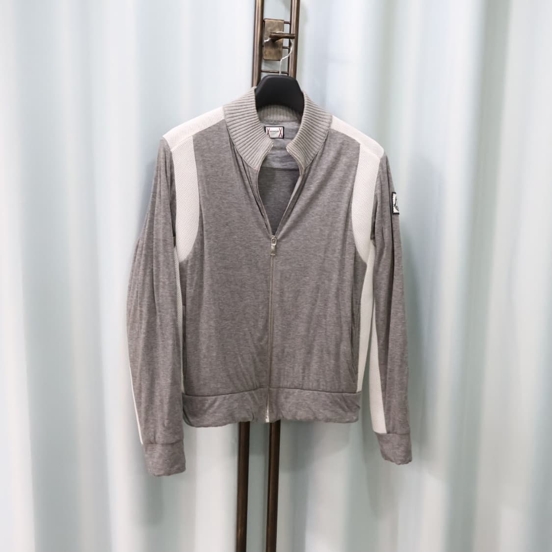 몽클레어 감마블루 그레이 집업 자켓 XL/100 상품이미지4