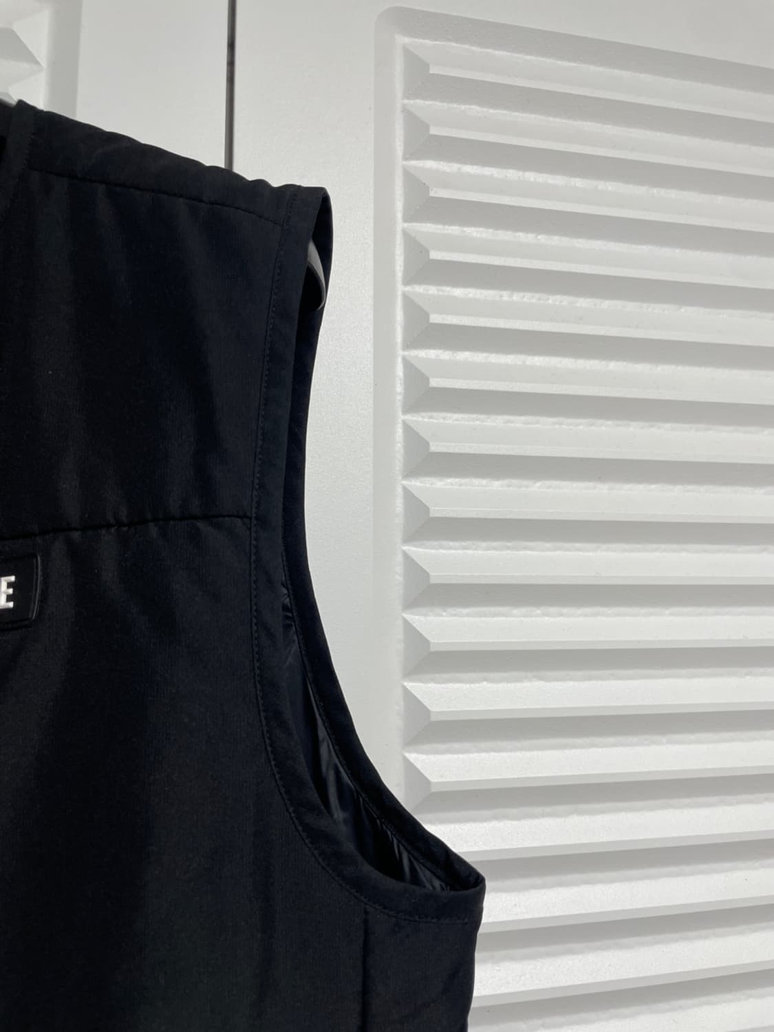 데상트 집업 조끼 상품이미지7