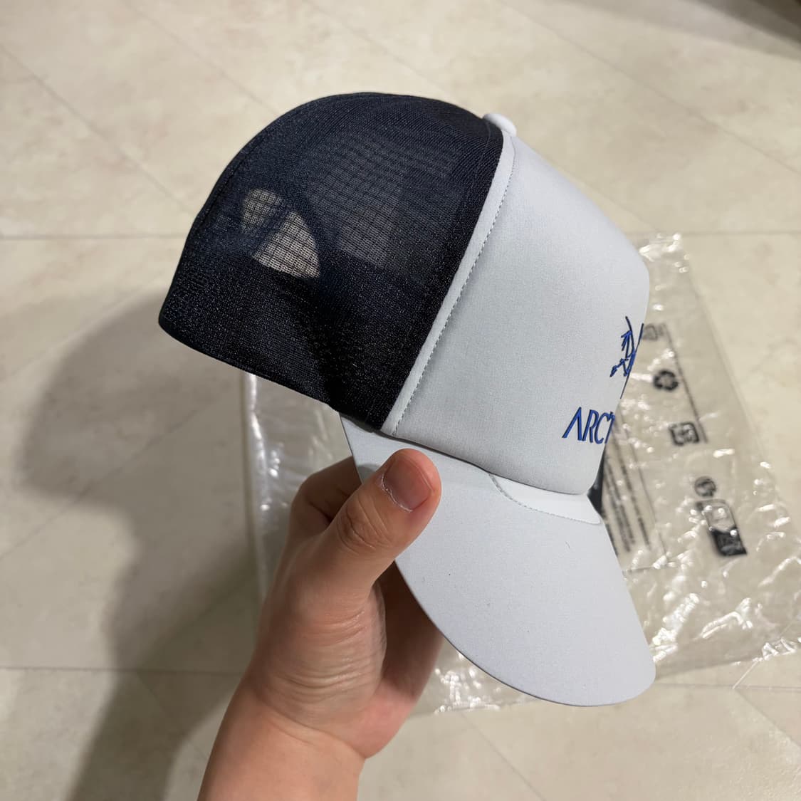 [새상품]아크테릭스 버드 워드 트러커 커브드캡 상품이미지2