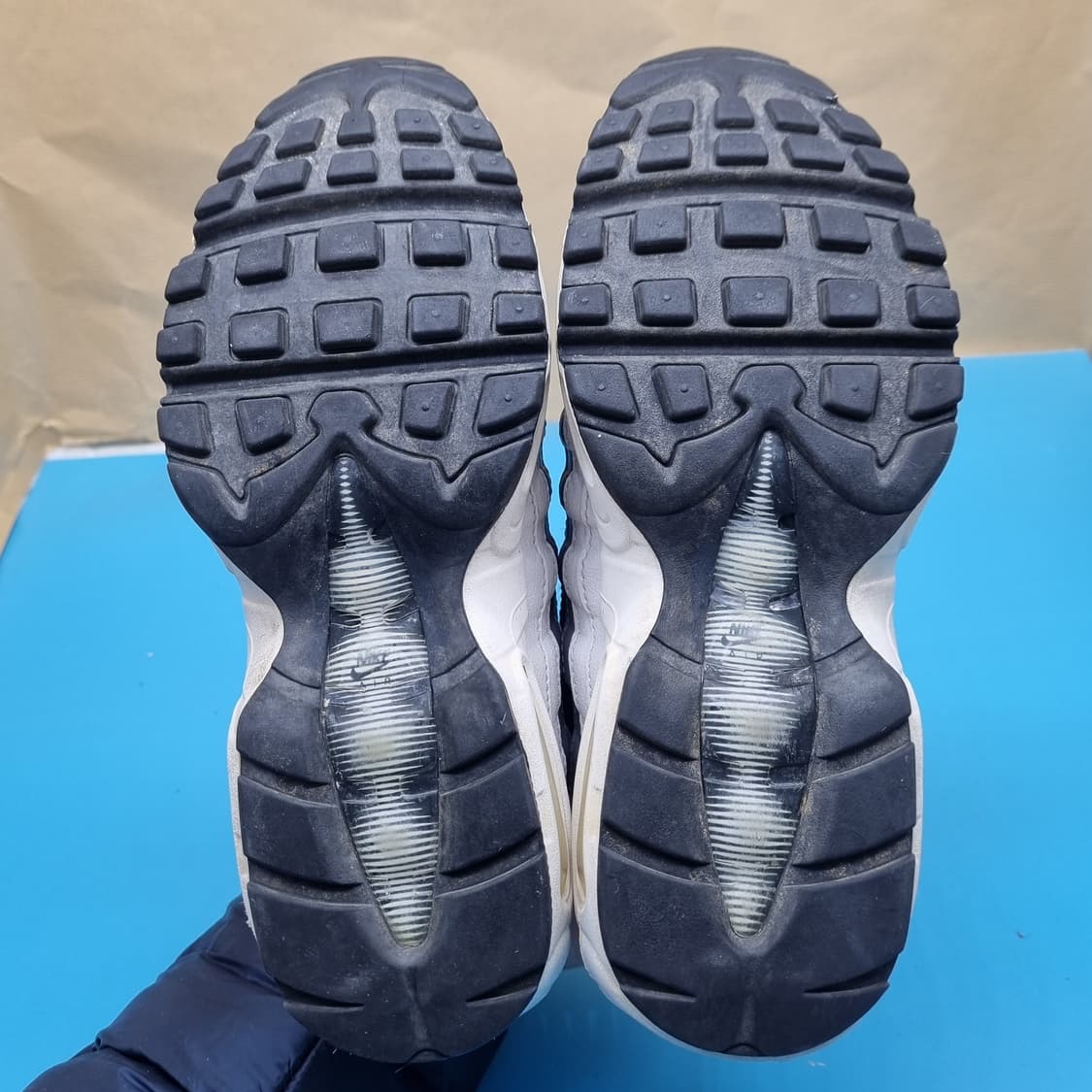 나이키 에어맥스95 건스모크 여성운동화230  상품이미지3