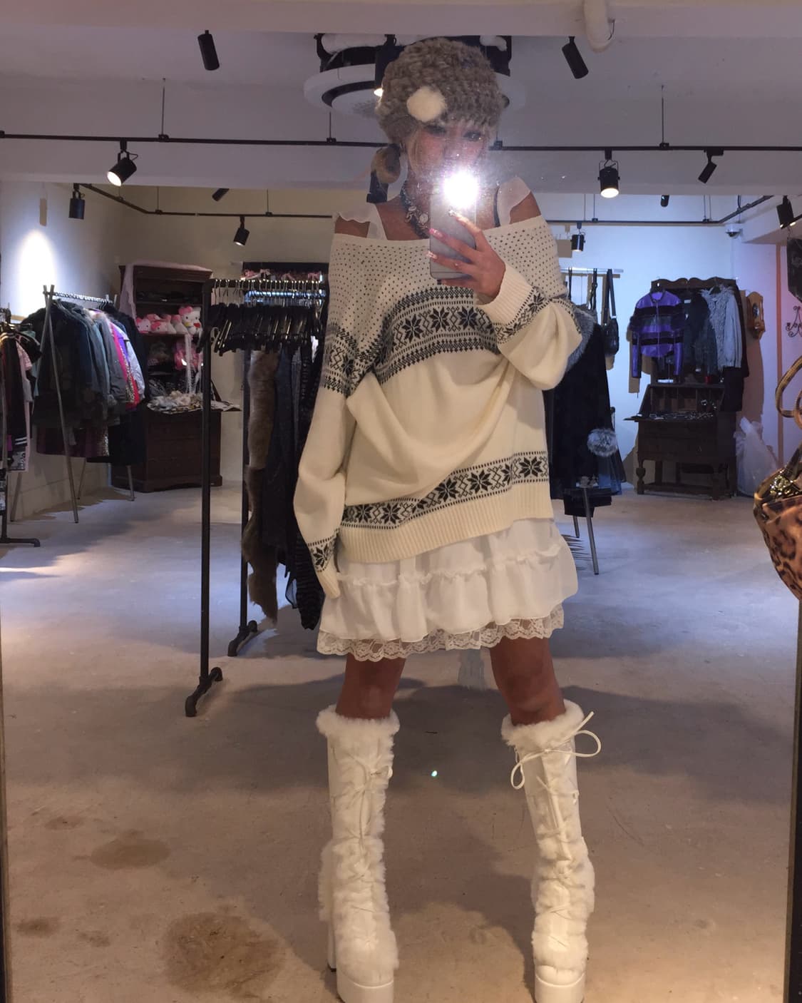 눈꽃 패턴 오버핏 니트 상품이미지8