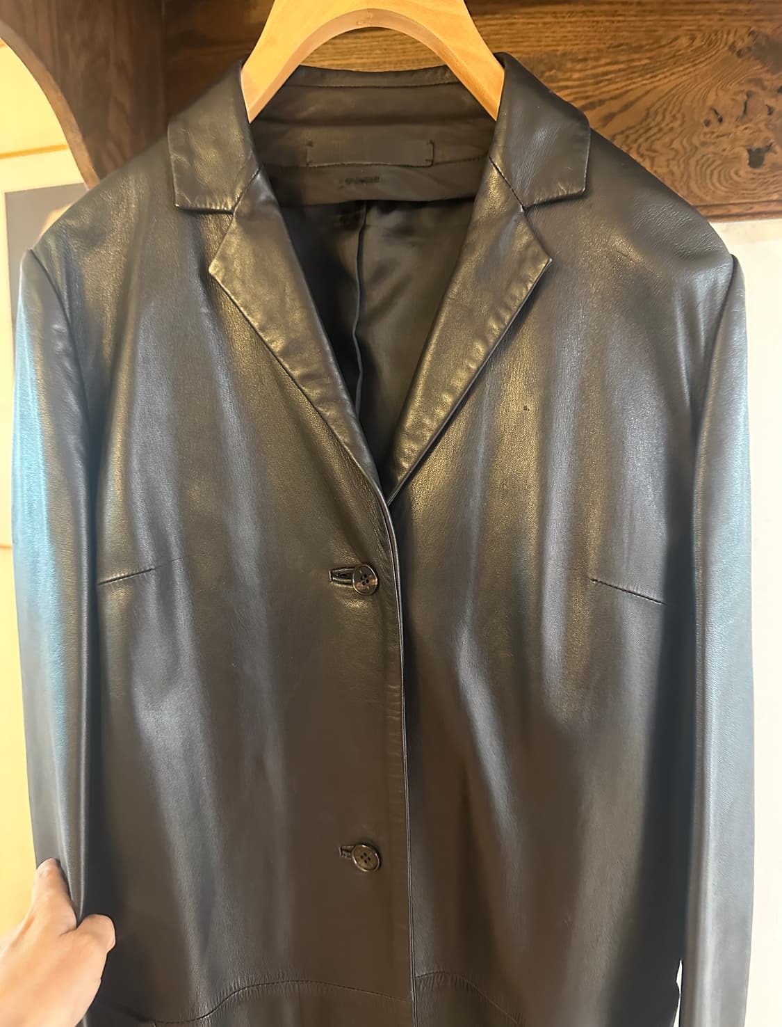 구호 KUHO 블랙 가죽 코트 (44) 상품이미지4