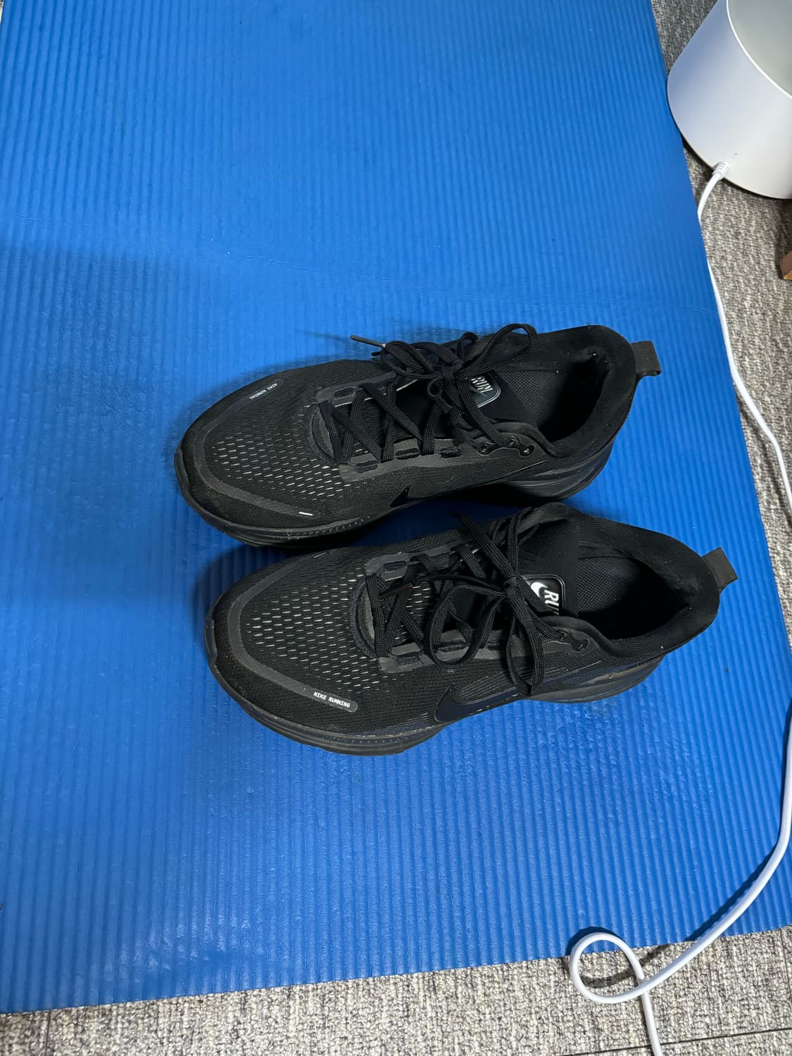 나이키 보메로 18 블랙 상품이미지1