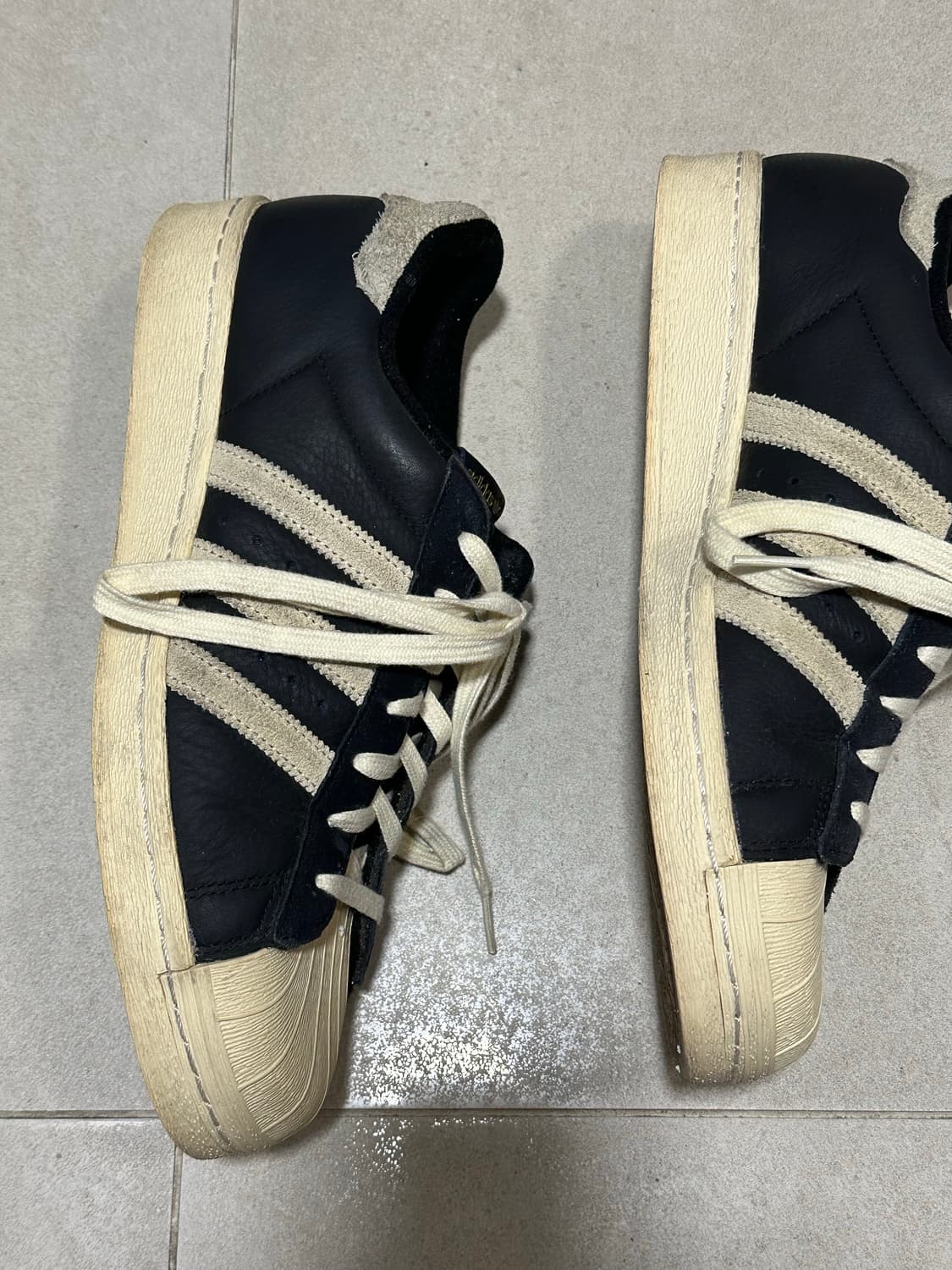 아디다스 슈퍼스타 82 블랙 화이트 280 상품이미지2