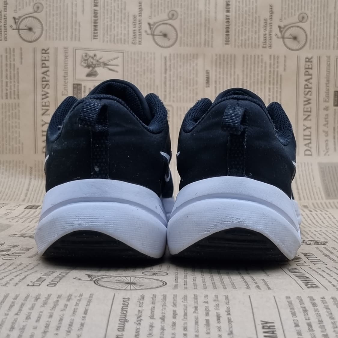 나이키 다운시프터 12 런닝화 255 상품이미지4