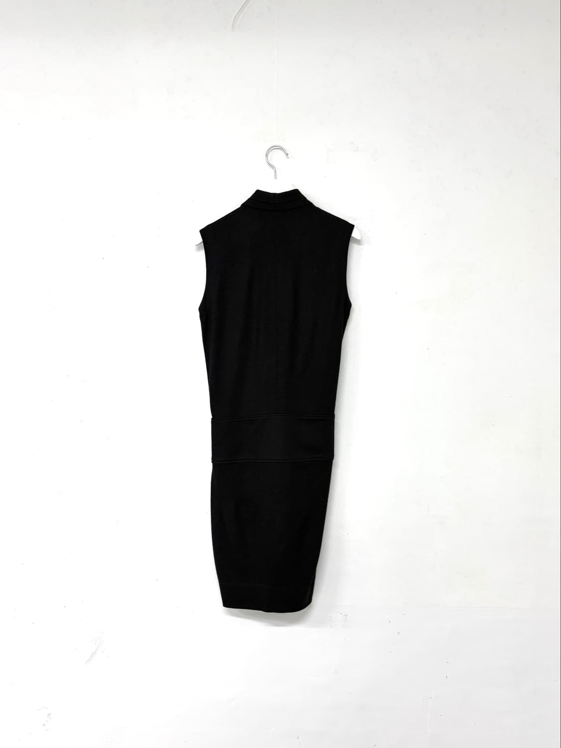 Helmut Lang Sleeveless V-Neck Dress 상품이미지4